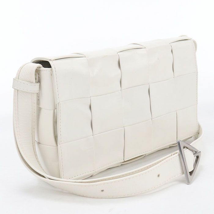 BOTTEGA VENETA ボッテガ・ヴェネタ カセット ショルダーバッグ カーフ【中古】 レディース