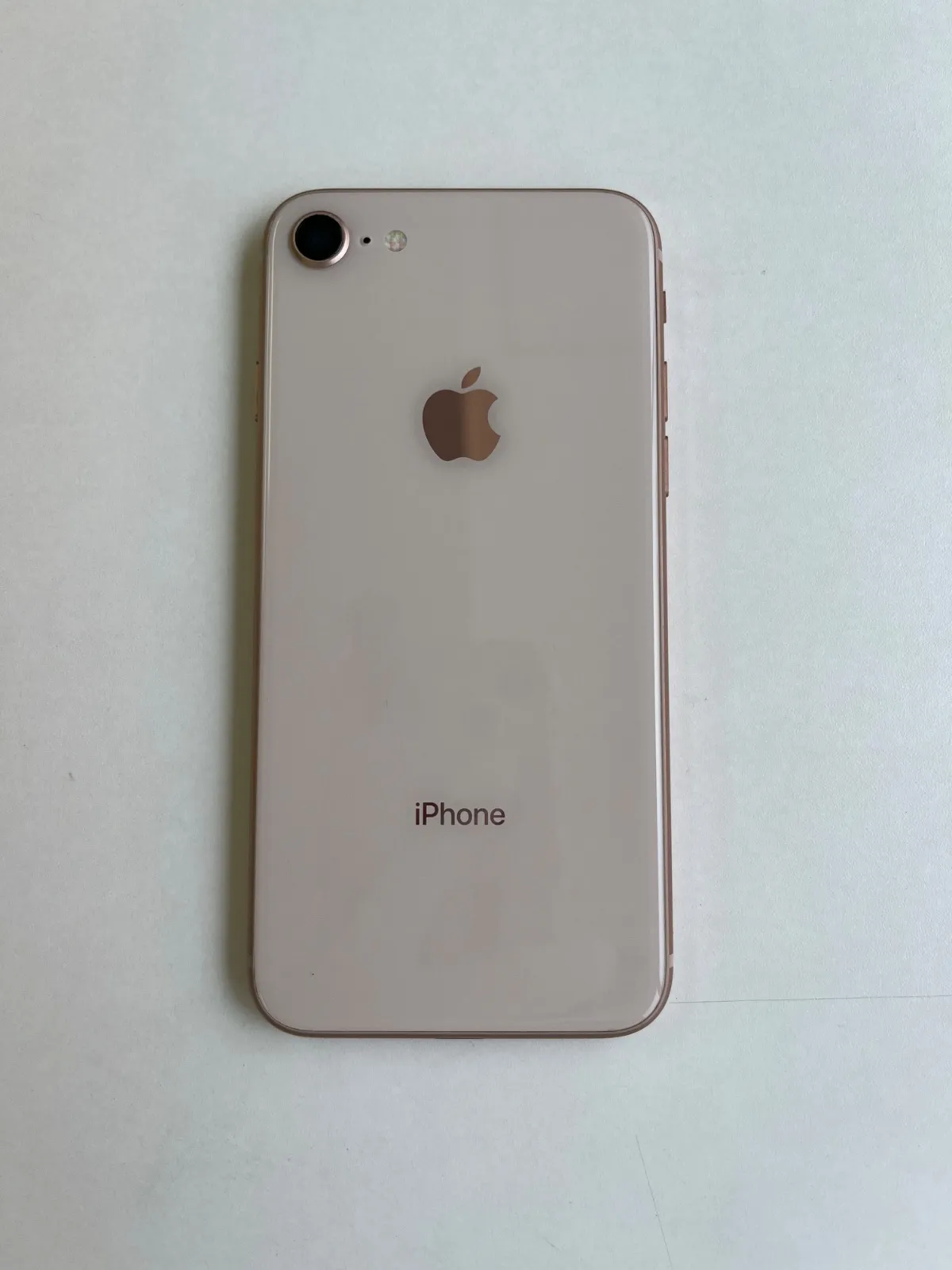 美品 iPhone 8 256GB ゴールド バッテリー75% MQ862J/A - 8639 中古