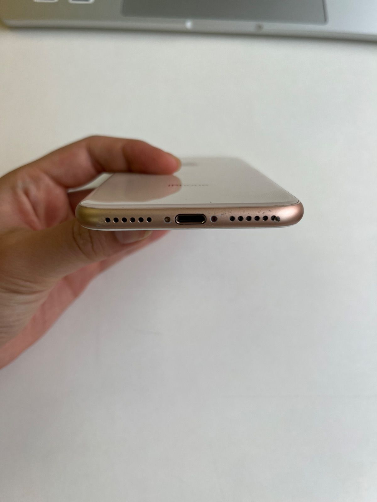 美品 iPhone 8 256GB ゴールド バッテリー75% MQ862J/A - 8639 - メルカリ