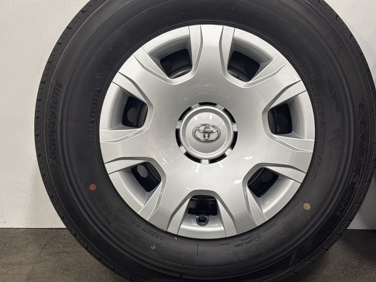 2025年製 新車外し品】トヨタ 200 ハイエース 純正 15in 6J +35 PCD114