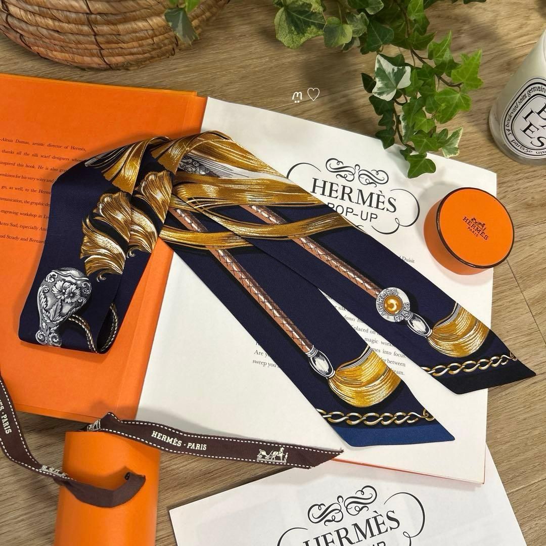 HERMES エルメス ツイリー 【騎馬行進】 HERMESスカーフ HERMESエルメス ツイリー 騎馬行進 カヴァルカード 23AWシルクスカーフ