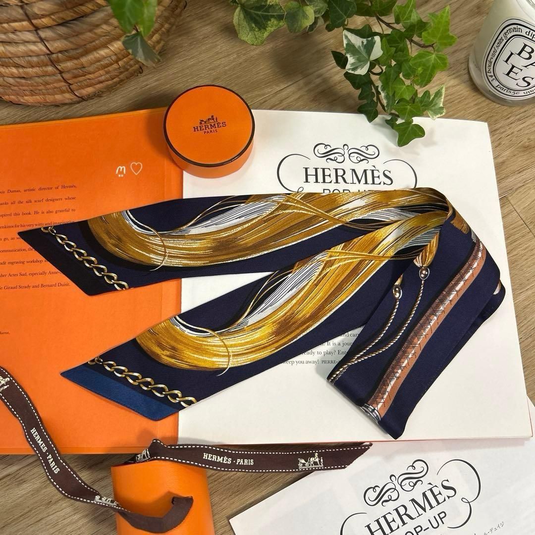 HERMESエルメス ツイリー 騎馬行進 カヴァルカード 23AWシルクスカーフ
