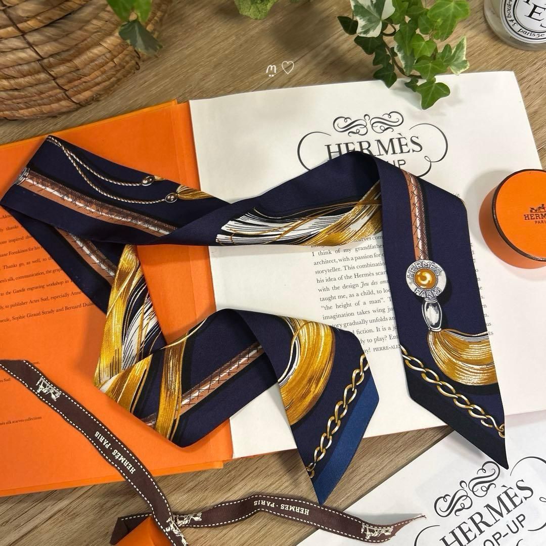 HERMESエルメス ツイリー 騎馬行進 カヴァルカード 23AWシルクスカーフ