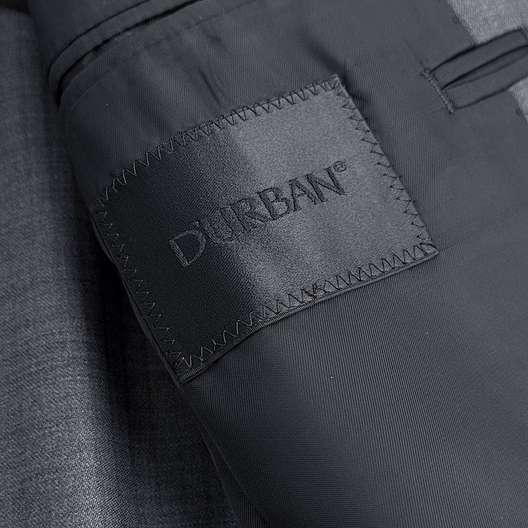 新品 D'URBAN ダーバン スーツ A5 定価132,000円 春夏 グレー シャドーストライプ TRABALDO TOGNA Seesera ウール100% ストレッチ 背抜き ノータック 日本製 ビジネス メンズ 高級