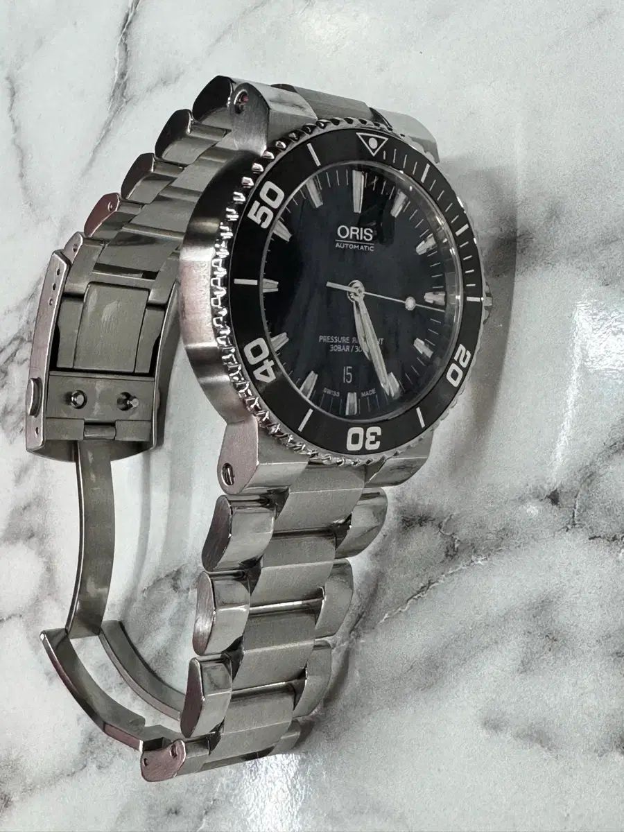 ORIS アクイス デイト 黒文字盤 43mm - メルカリ