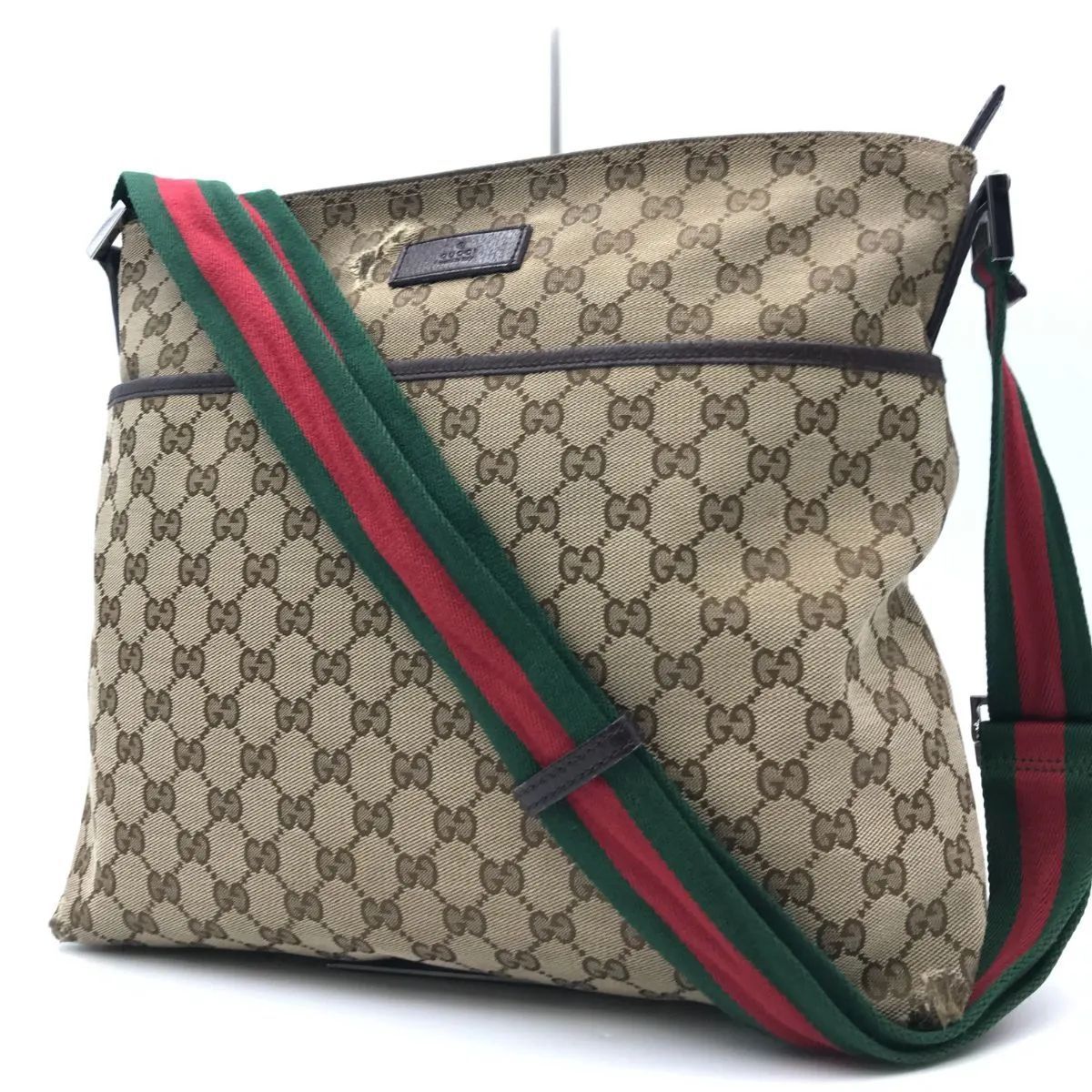 GUCCI　グッチ　ショルダーバッグ　GGキャンバス　シェリーライン　ワンショルダー　クロスボディ　2601