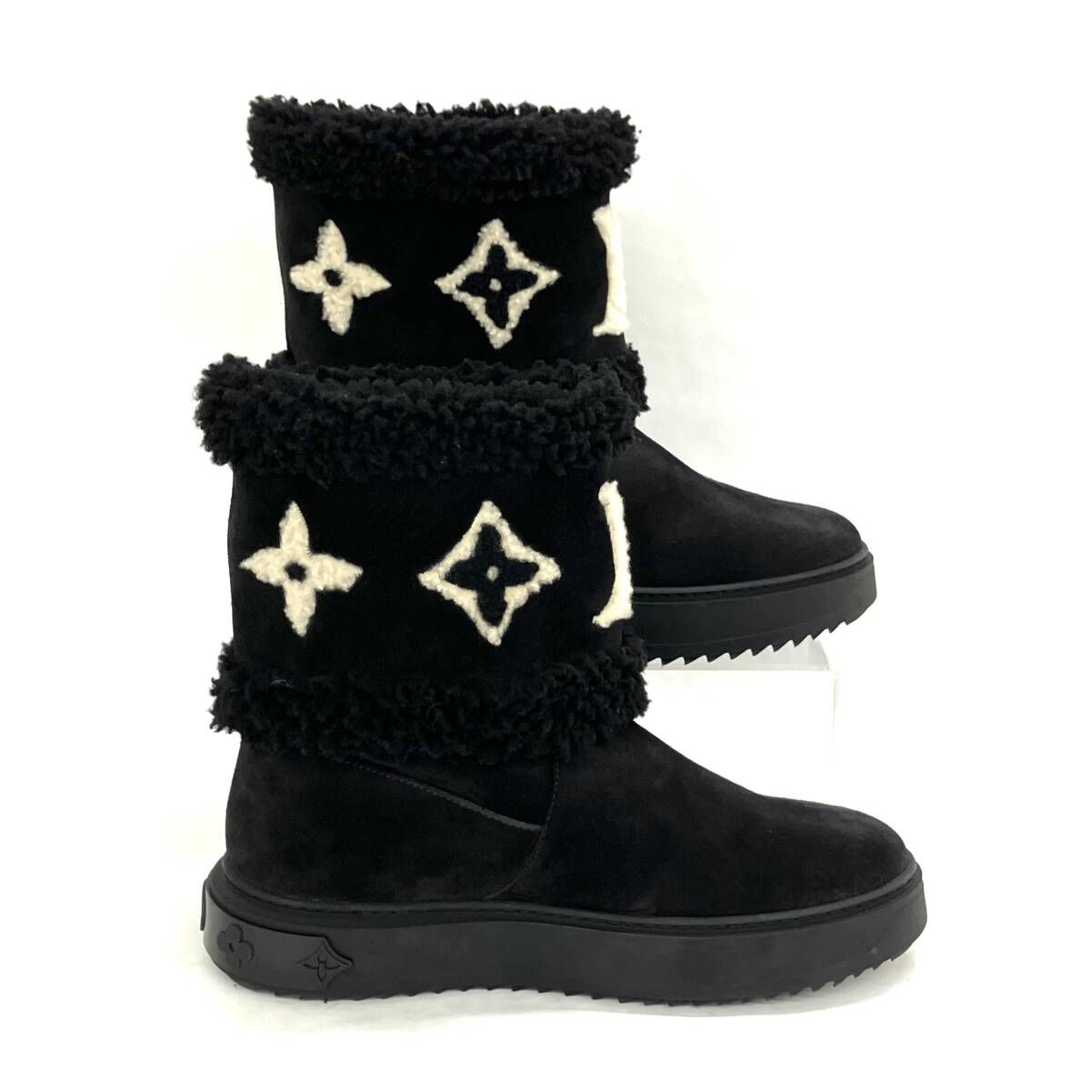 LOUIS VUITTON ルイヴィトン スノードロップ スエード ムートン ブーツ
