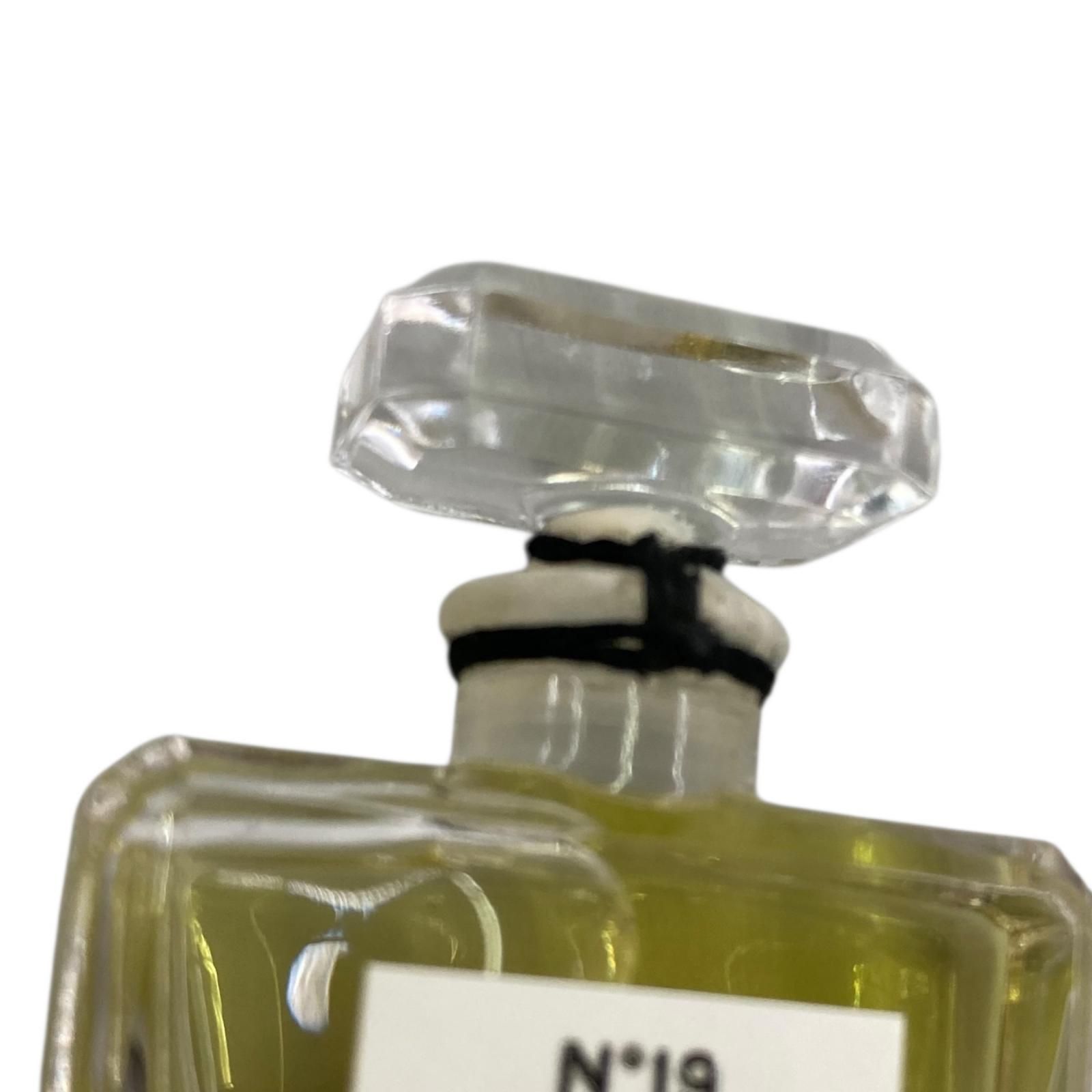 186005 新品未使用 CHANEL シャネル 香水 No.19 レディース - メルカリ
