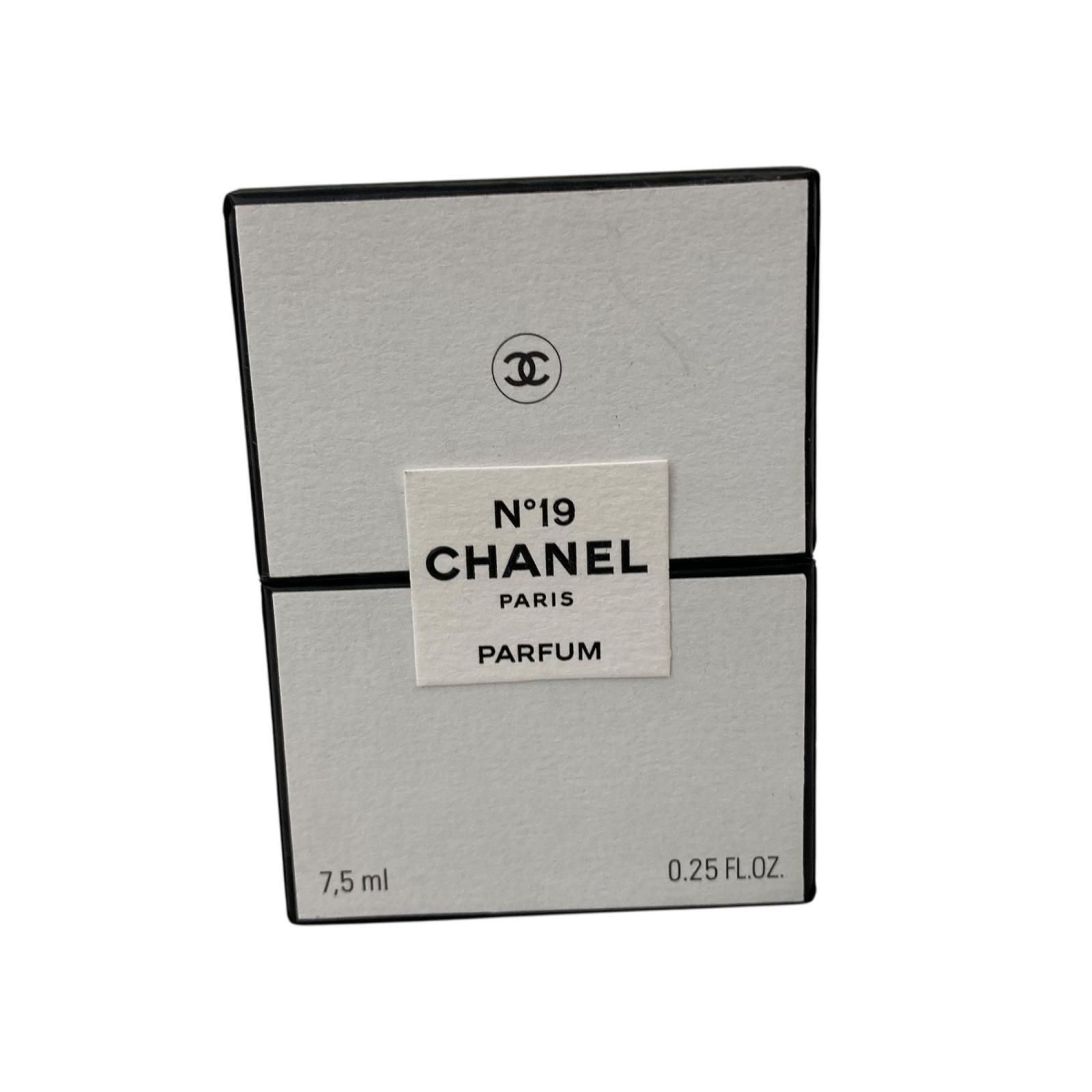 186005 新品未使用 CHANEL シャネル 香水 No.19 レディース - メルカリ