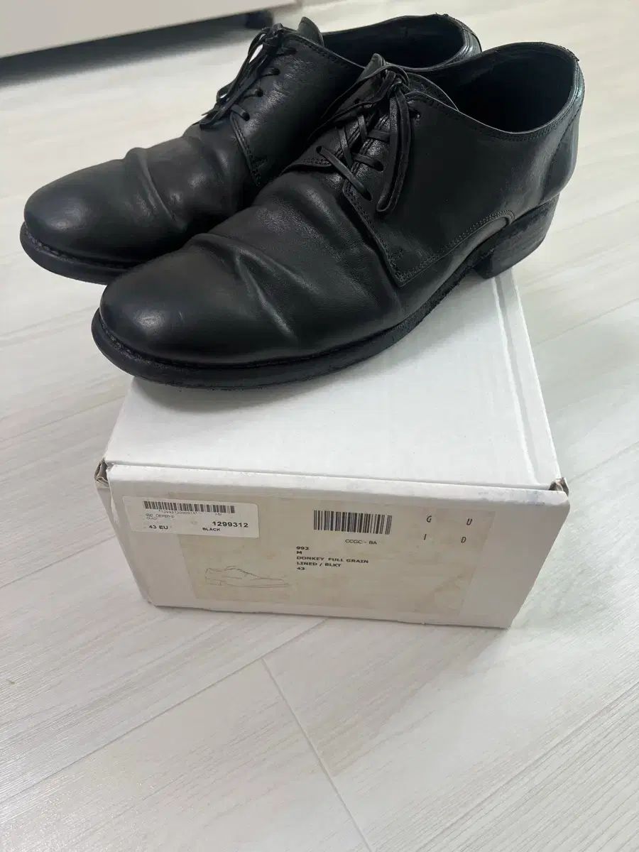 GUID(グイディ) 992 サイズ43 出品 GUID(グイディ) 992 サイズ43 出品