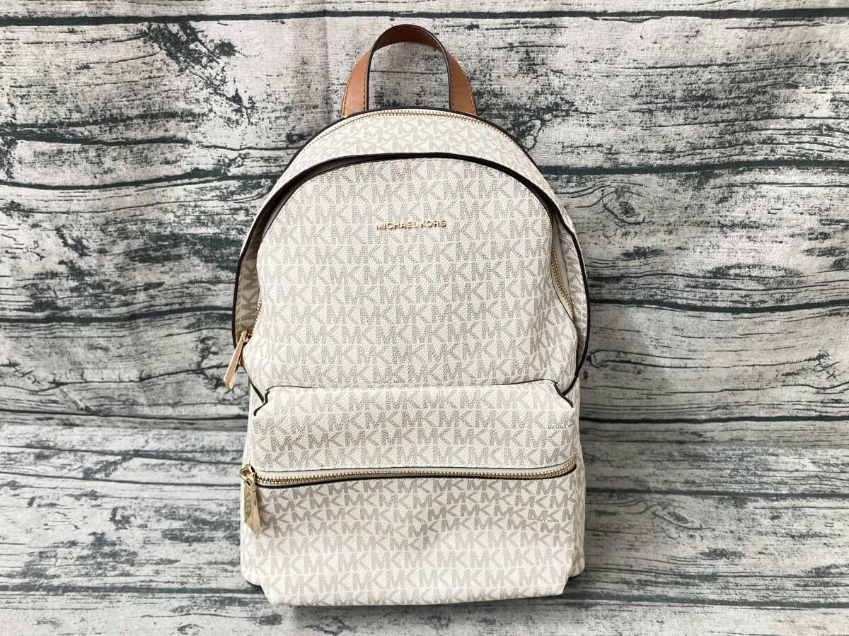 MICHAEL KORS SALLY MIDIUM BACKPACK モノグラム
