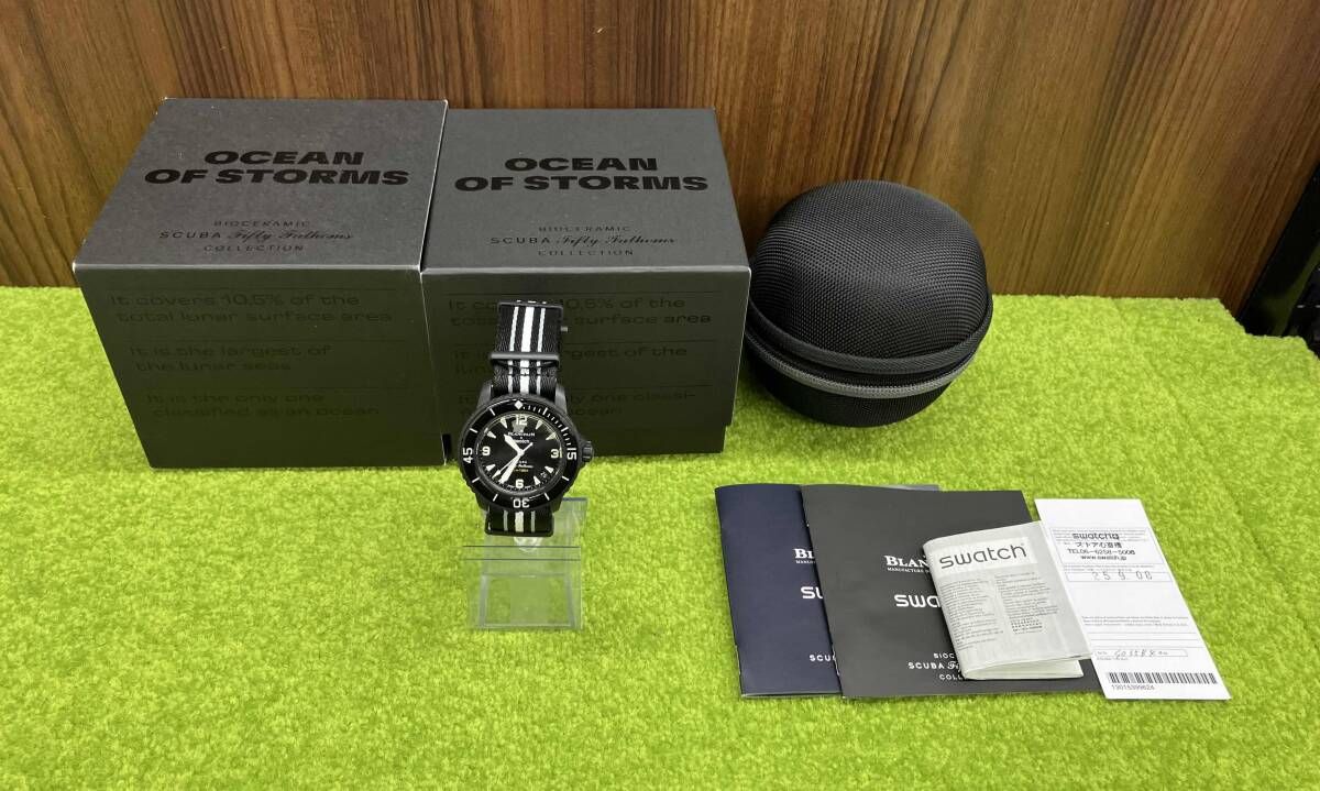 BLANCPAIN×swatch ブランパン×スウォッチ コラボ時計 自動巻 ブラック×ブラック メンズ 腕時計 箱 ケース 取説 保証書付