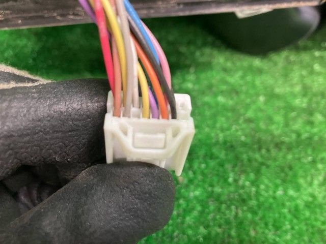 セレナ GFNC27 右サイドミラー・ドアミラー ハイウェイスター 4WD 8人