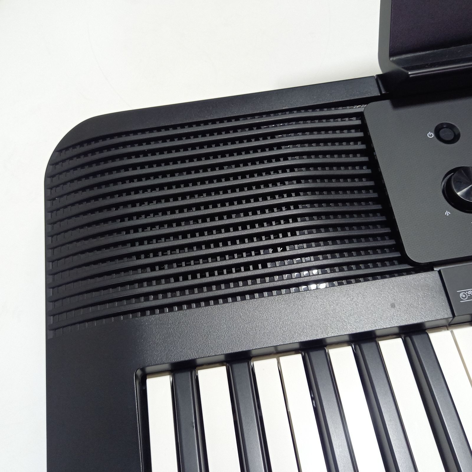 ヤマハ 電子キーボード PSR-E273 2021年製 YAMAHA - メルカリ