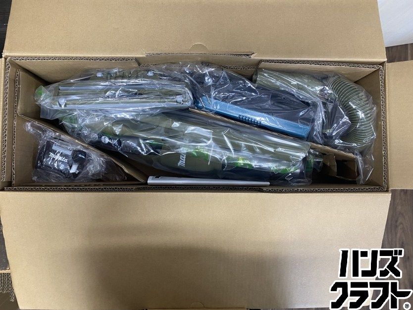 ○【送料無料】【未使用品】makita マキタ CL003GRDO 充電式クリーナ 