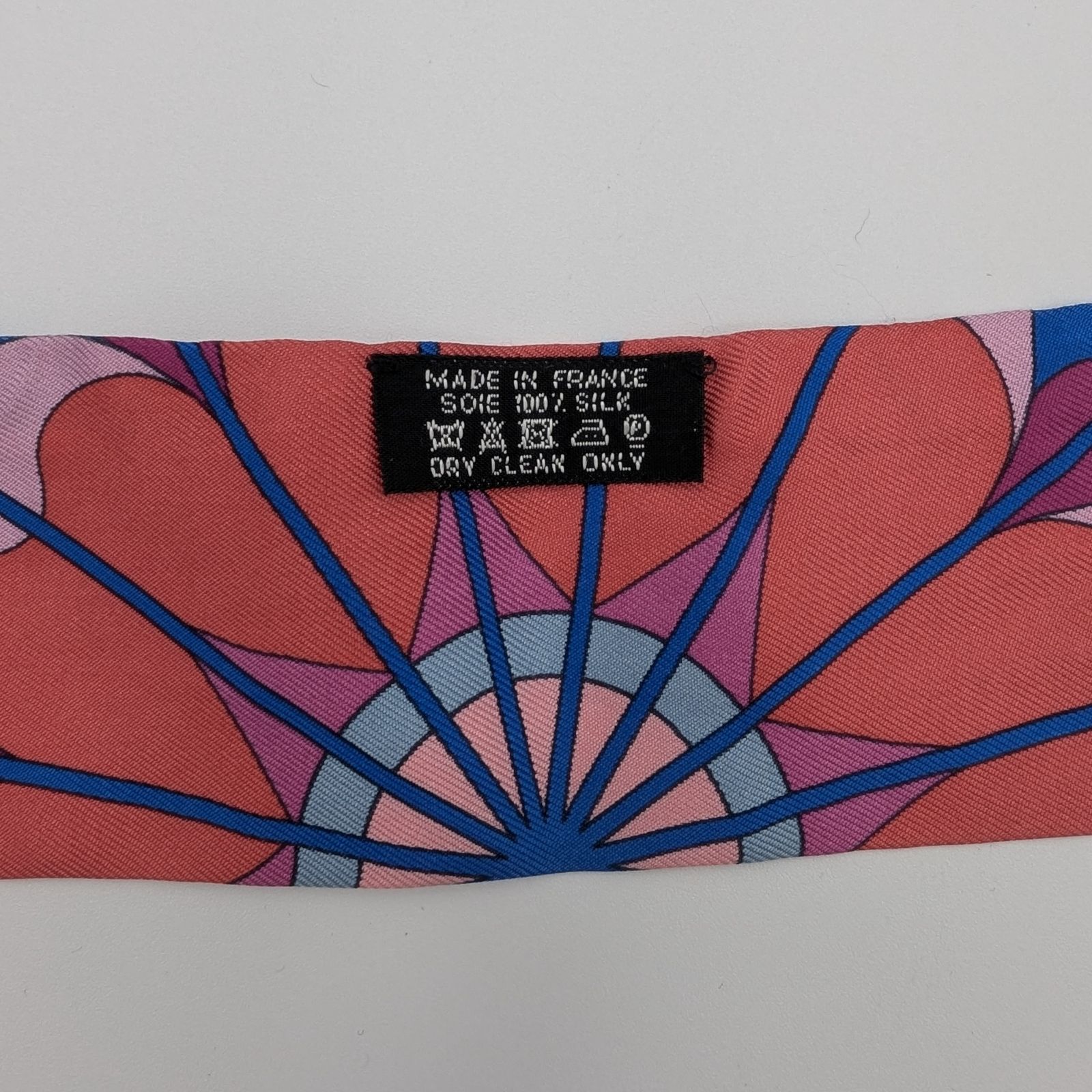美品 HERMES エルメス ツイリー マルチカラー - メルカリ