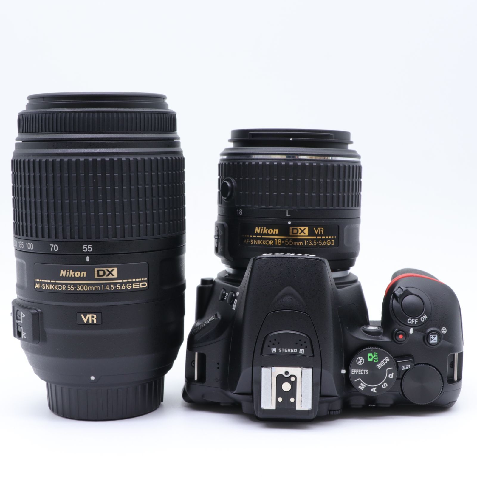 送料無料】【並品】D5500 ダブルズームキット【ショット数 1932回