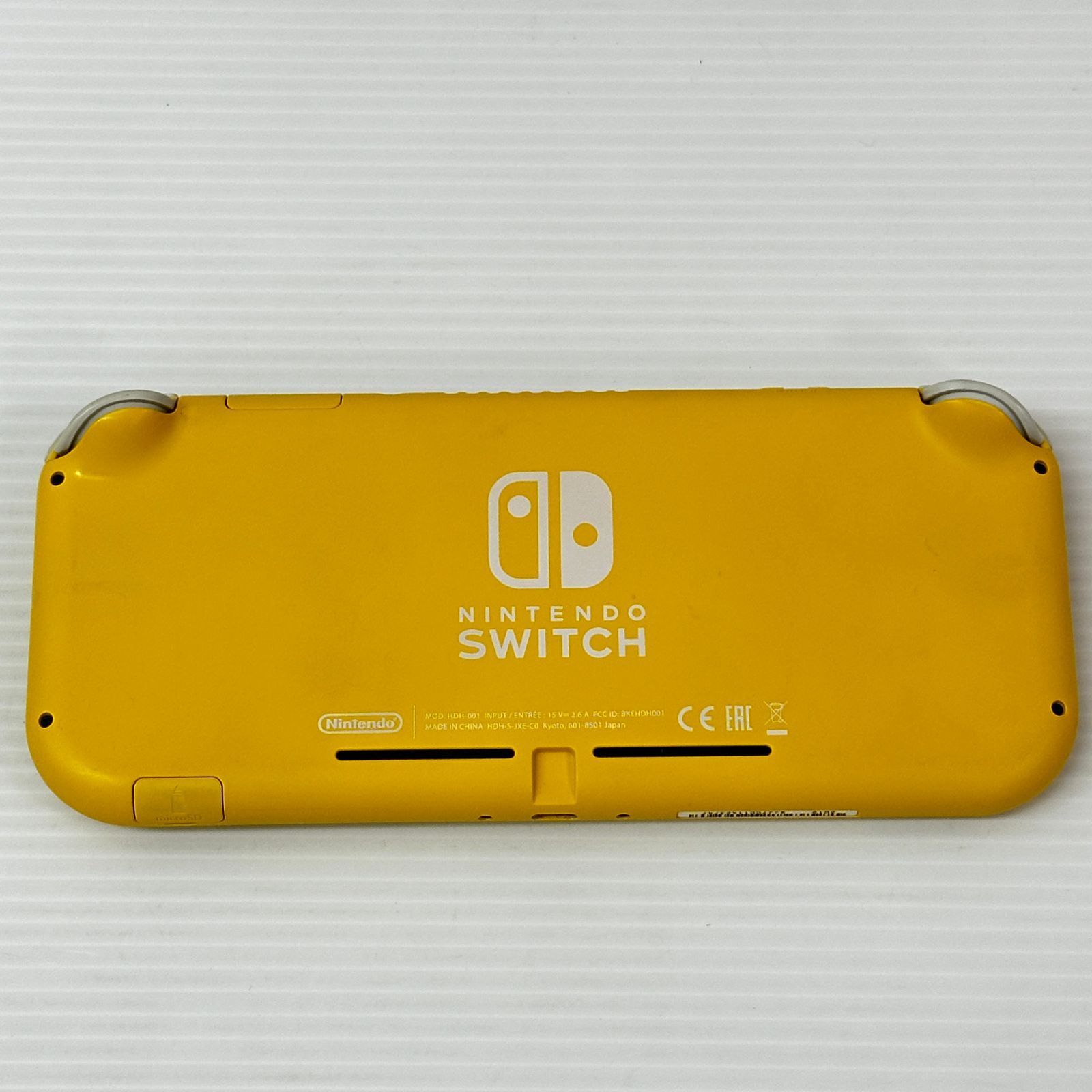 Nintendo Switch Lite ニンテンドースイッチ ライト 本体 イエロー