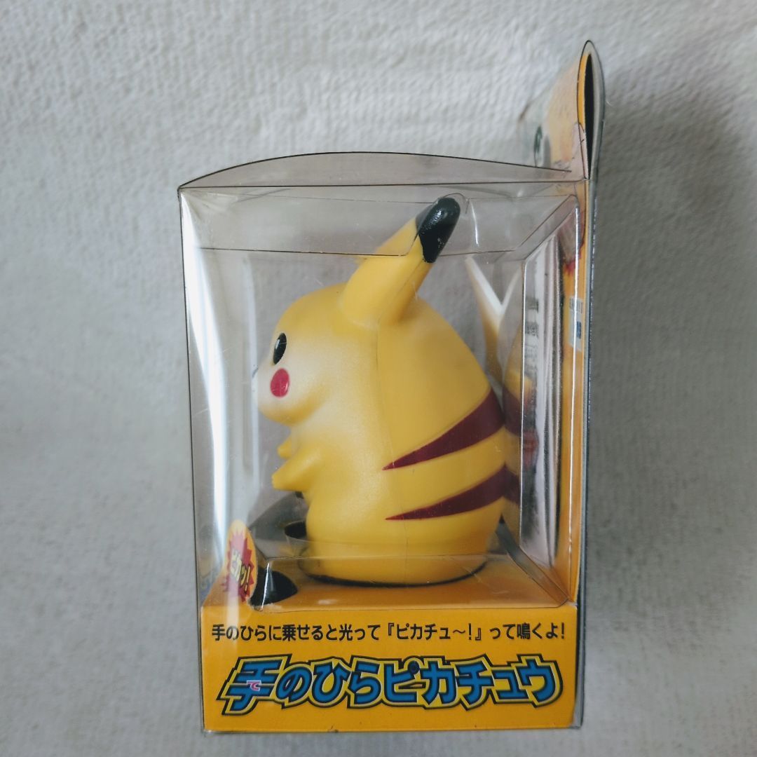 新品・未使用】TOMMY ポケットモンスター 手のひらピカチュウ ポケモン
