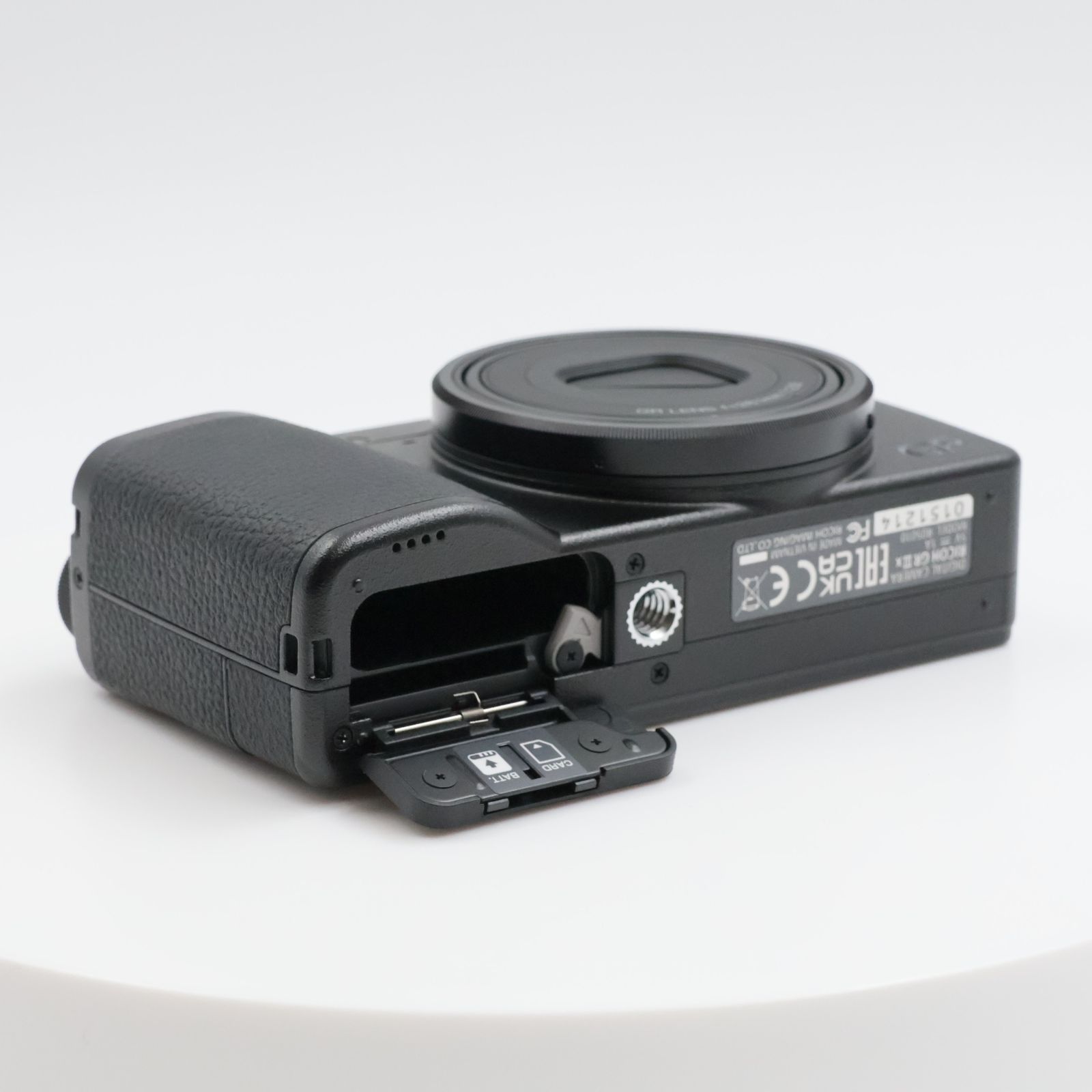 □シャッター数647枚！新品同様□ RICOH GR IIIx HDF コンパクト