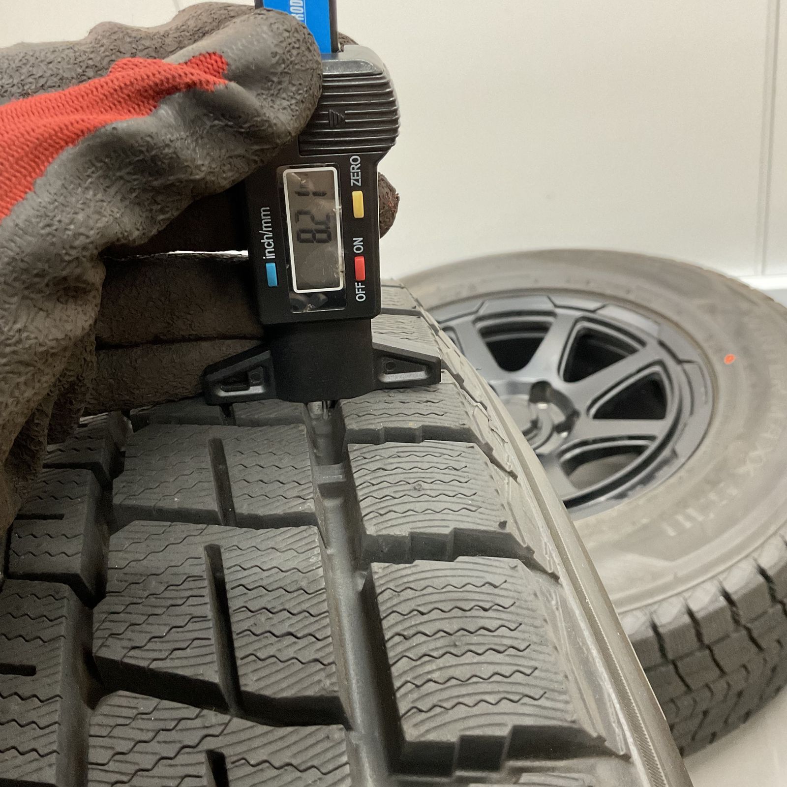 DUNLOP WINTER MAXX SJ8+ 265/65R17 WEDS アドベンチャー スタット