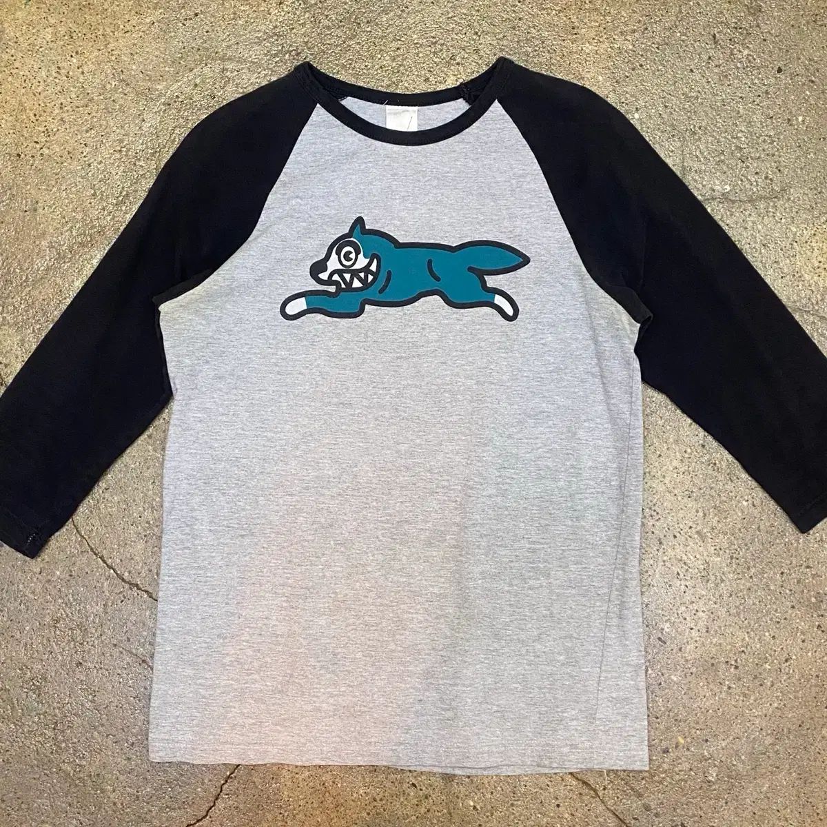 アメリカ ヴィンテージ 犬 ラグラン 7分 長袖Tシャツ
