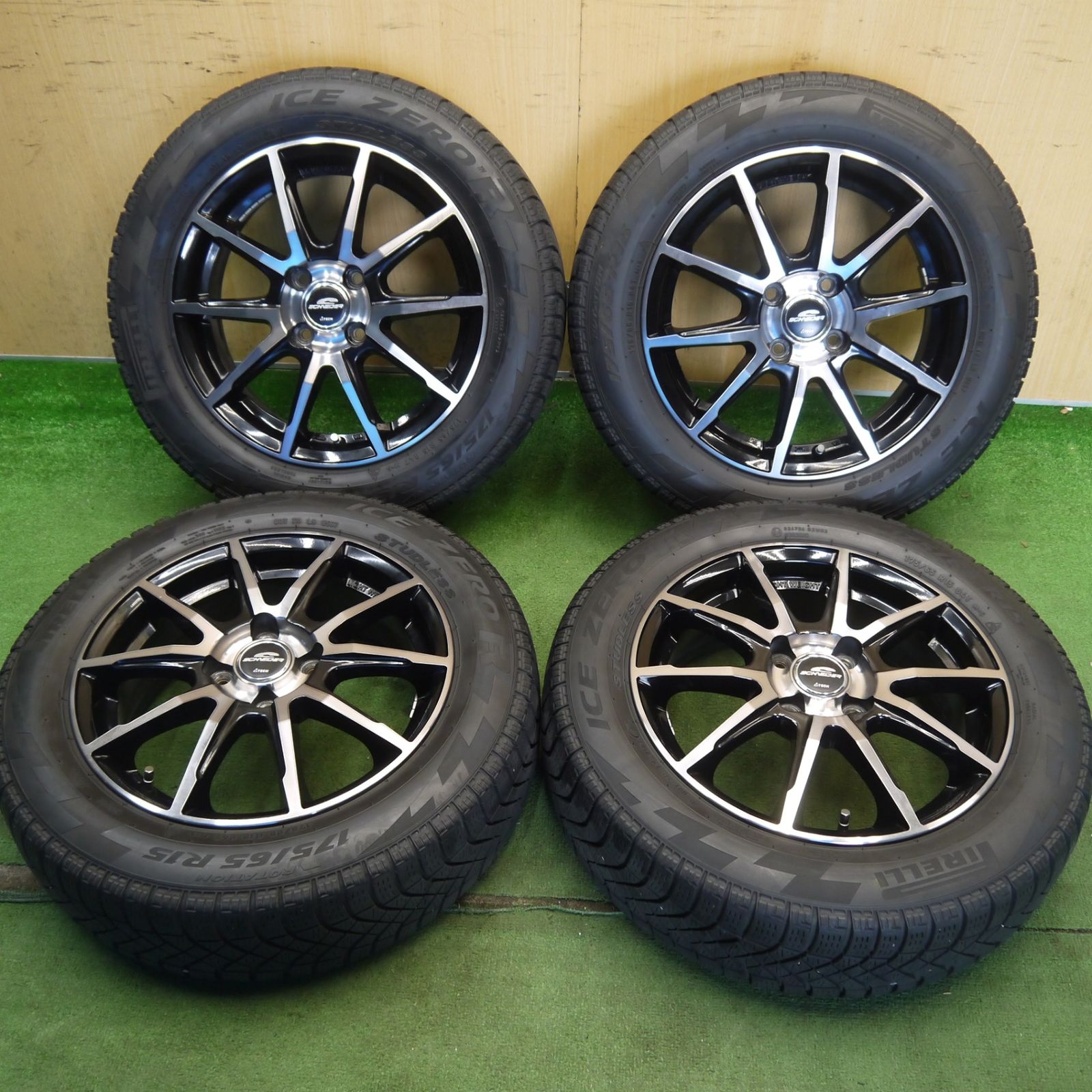 キレイ◎スタッドレス 175/65R15 ピレリ アイスゼロ FR SCHNEIDER
