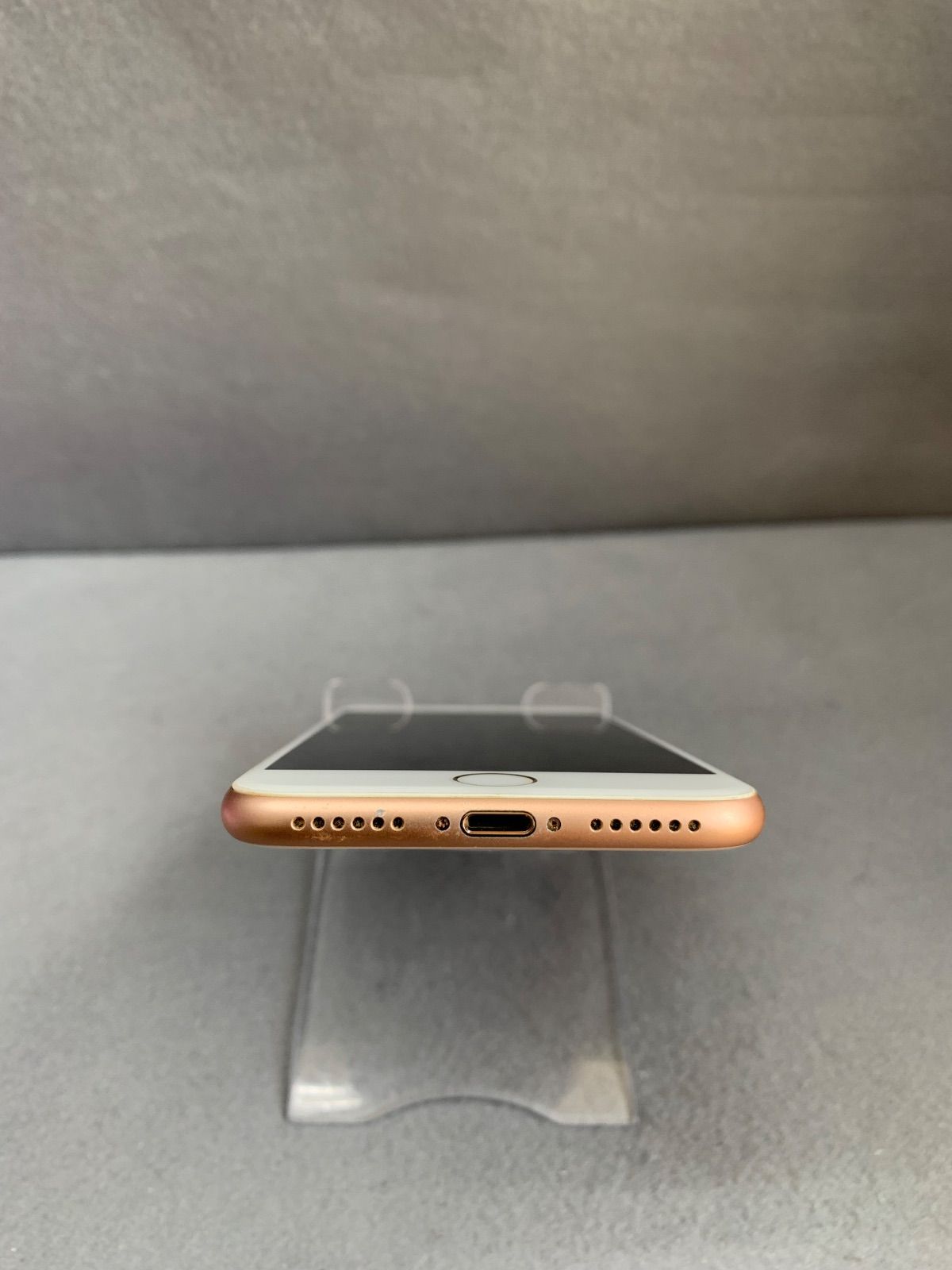 美品 iPhone8 64GB ゴールド SIMフリー Appleストア版 - メルカリ