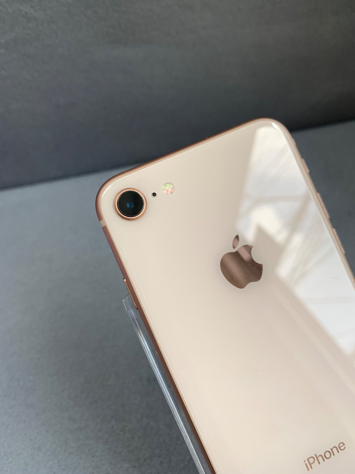 美品 iPhone8 64GB ゴールド SIMフリー Appleストア版 - メルカリ