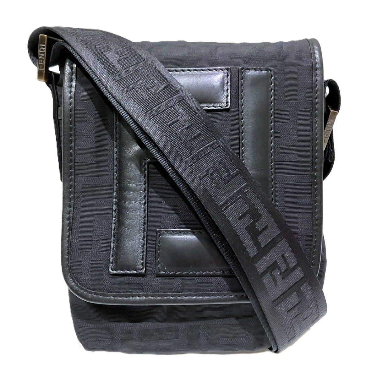 フェンディ FENDI ズッカ ショルダーバッグ キャンバス 2305/7VA155 レディース