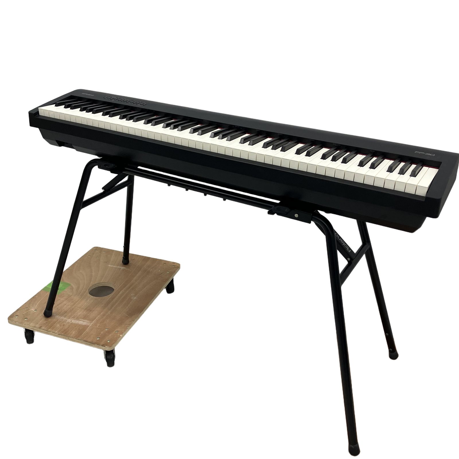 Roland FP-30 88鍵 電子ピアノ 2018年製 楽器 ローランド スタンド付き 中古 C11444049