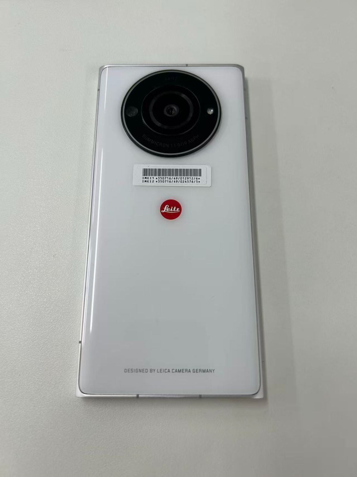 【訳あり品】Leitz phone 2 ホワイト