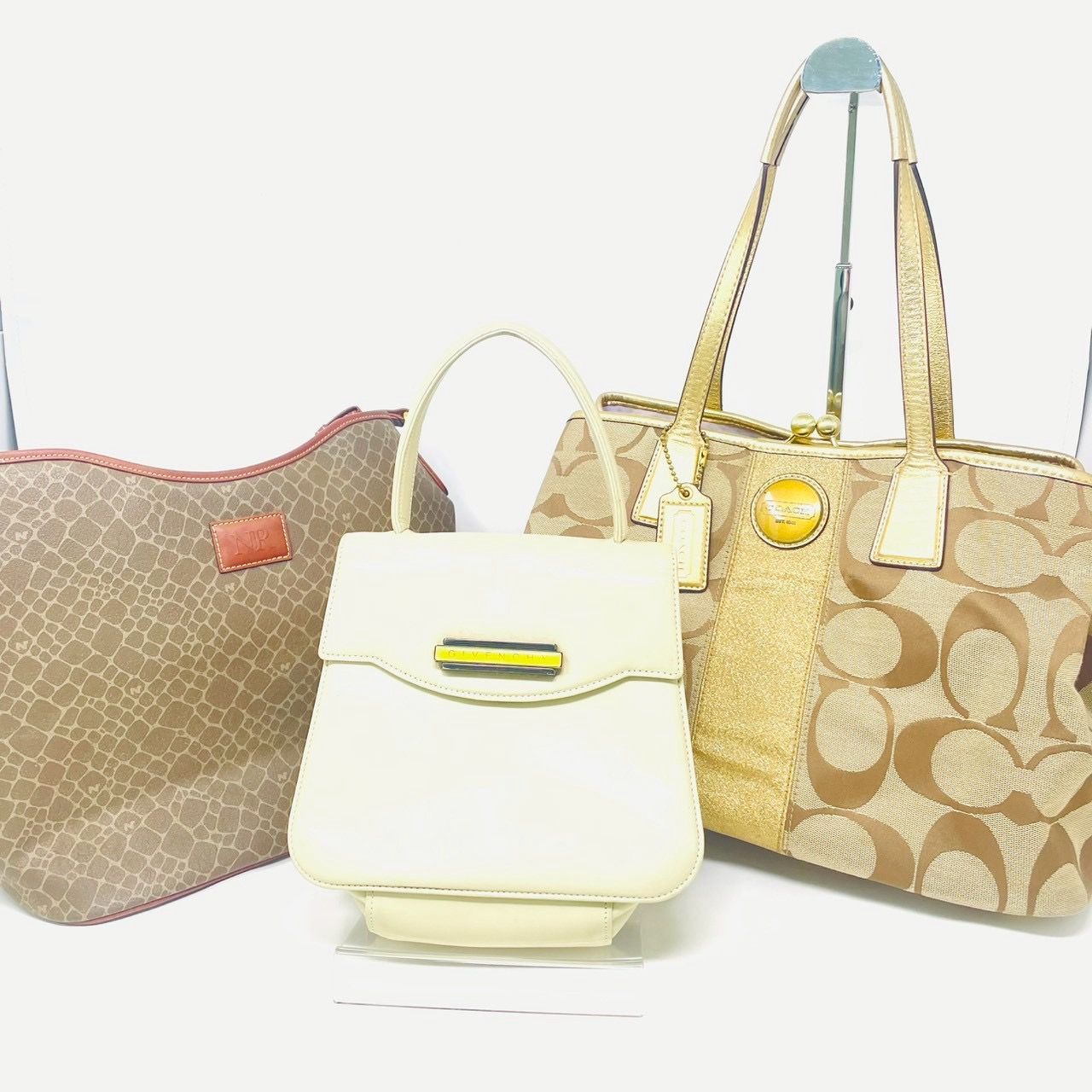 ❗️✨ブランドバッグ3点セット✨❗️】COACH・GIVENCHY・NINA RICCI 