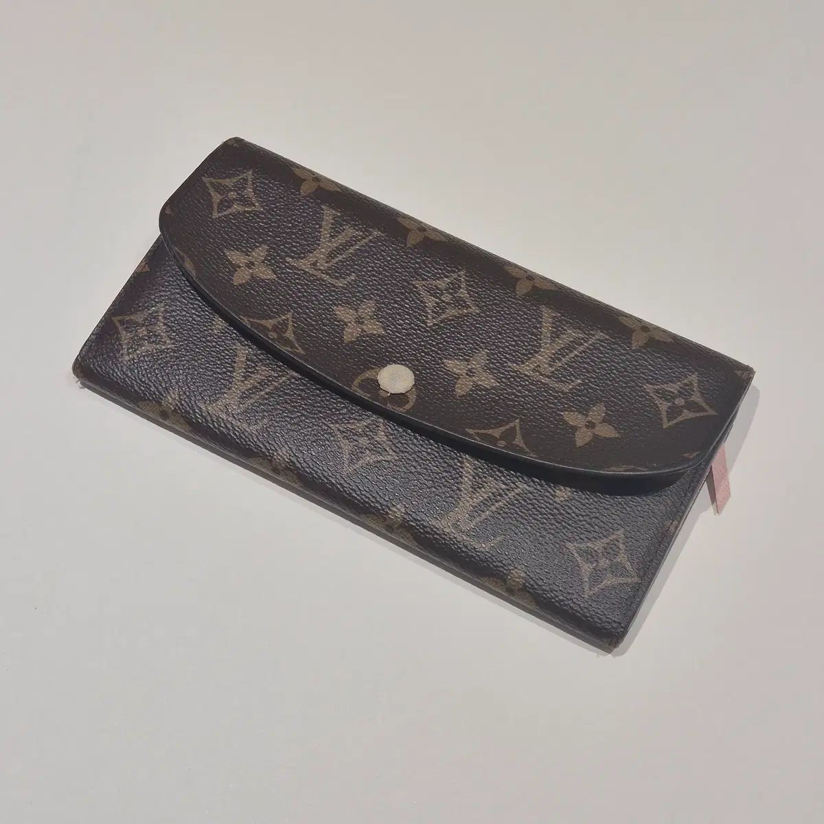 ルイヴィトン エミリー ウォレット 長財布