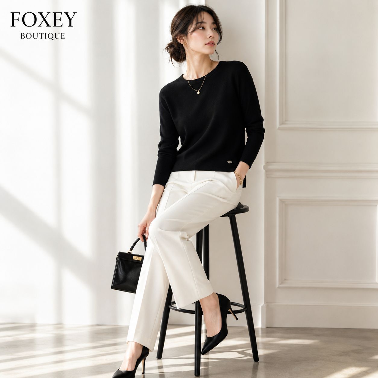 【美品 / 上質ウールの定番デザイン】FOXEY BOUTIQUE / フォクシーブティック 38 ブラック ウール100％ クルーネック ニットセーター 前後差デザイン 通勤 学校行事 ホテルランチ お食事会 お呼ばれ