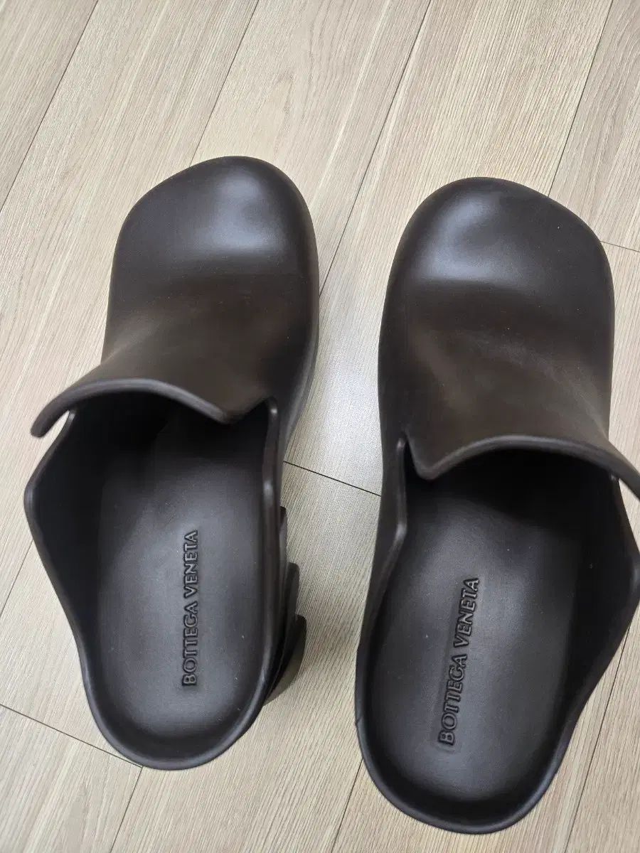 BOTTEGA VENETA ボッテガ・ヴェネタ クロッグ DARK ブラウン 37