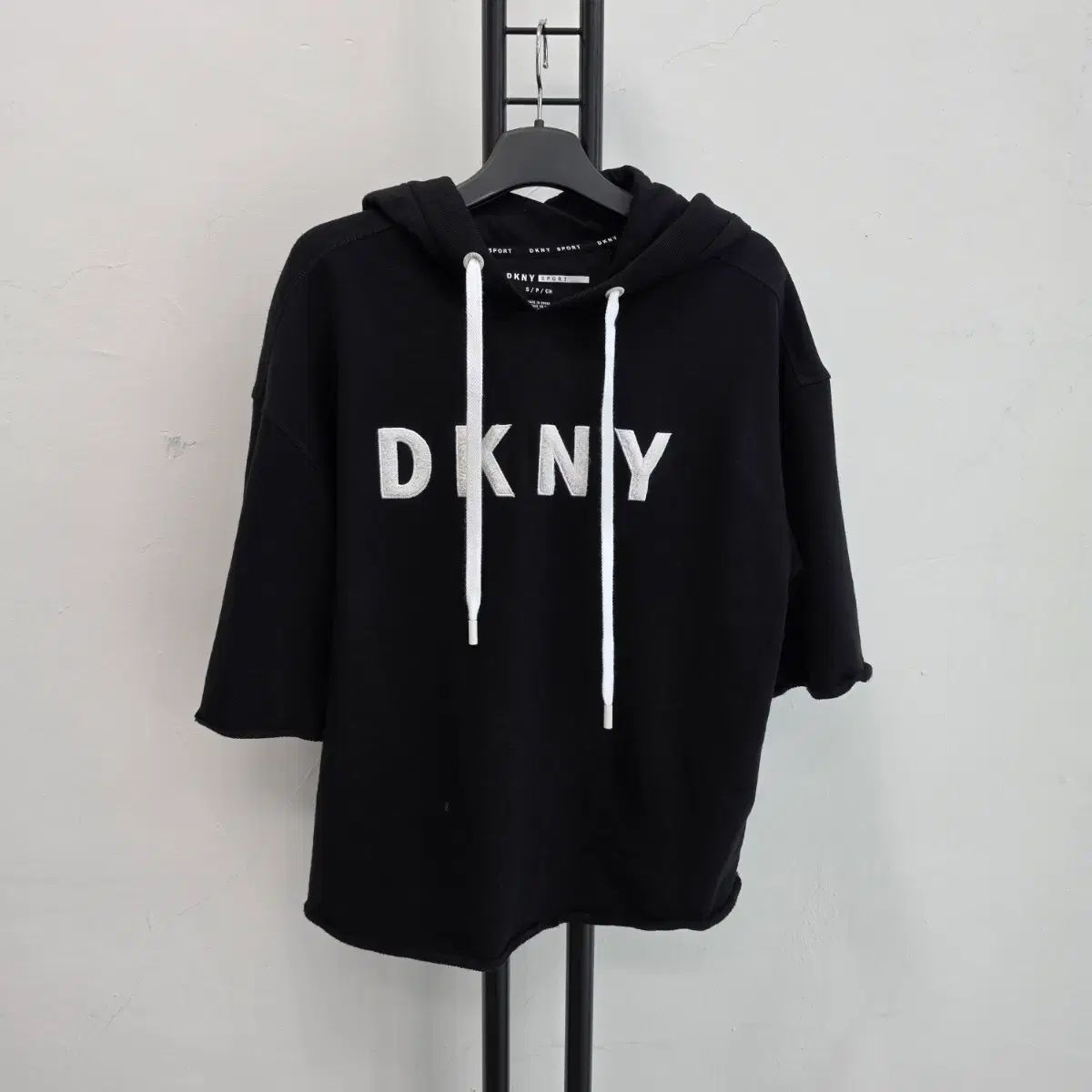 正規品 DKNY スポーツ 半袖 Tシャツ ブラック