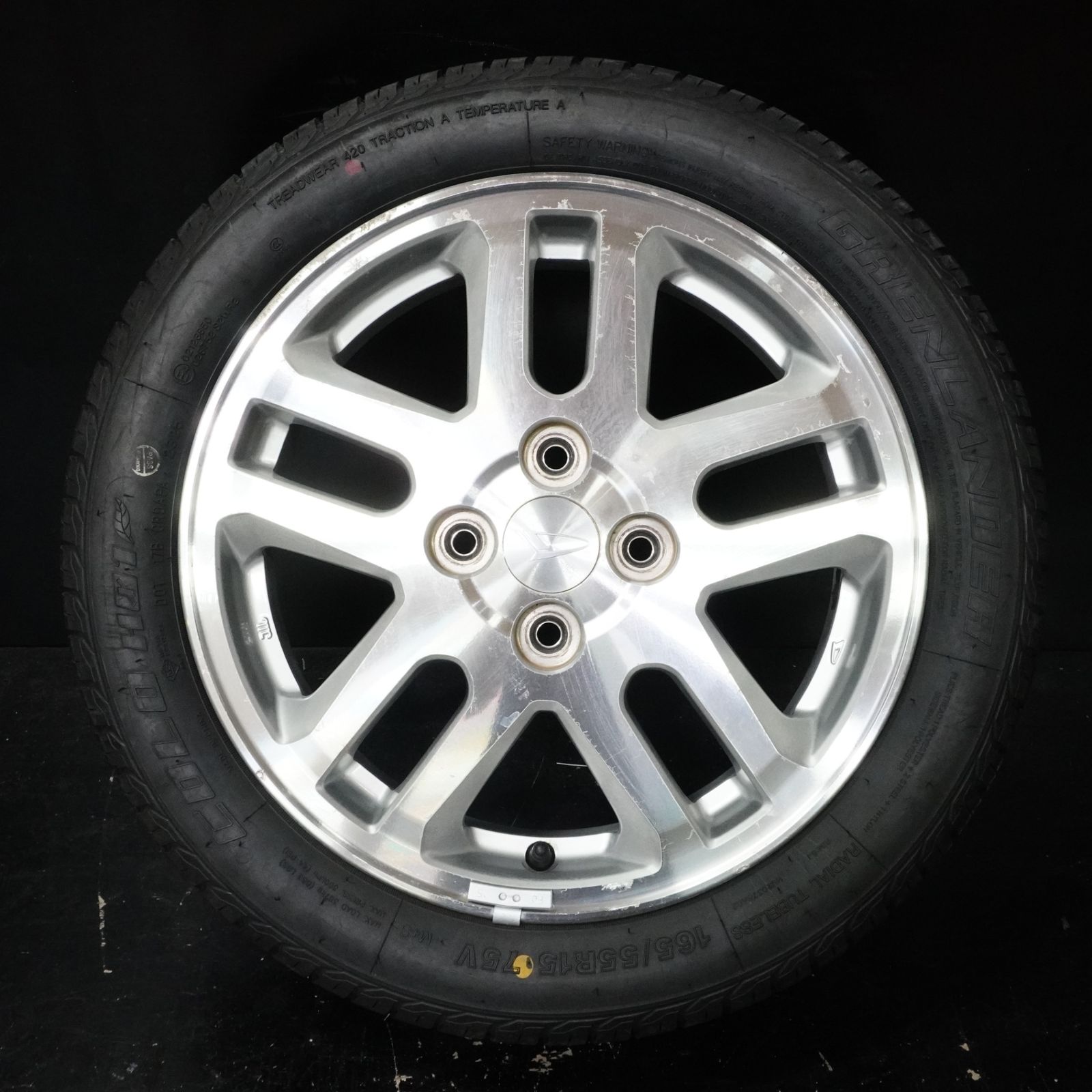 未使用品 ダイハツ 純正 タイヤホイールセット 165/55R15 グリン