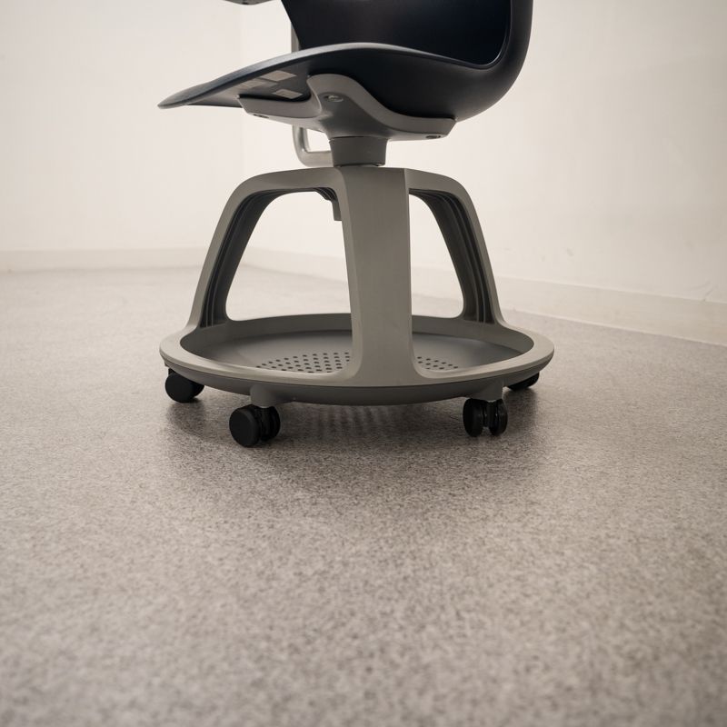 Steelcase / Node / ミーティングチェア / 定価13万円 / スチール