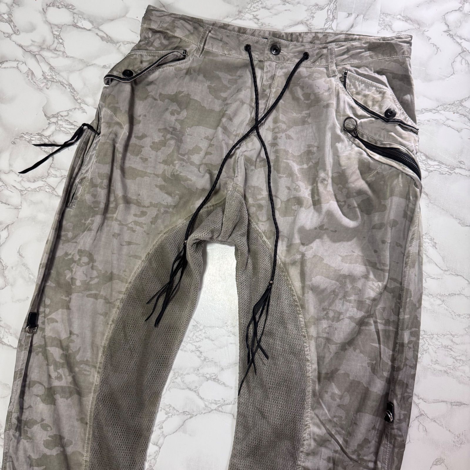 値下げ KMRii ケムリ サルエルパンツ カーゴパンツ 希少【kmrii ケムリ 【商品名】y2k 00's archive カモフラ レザー