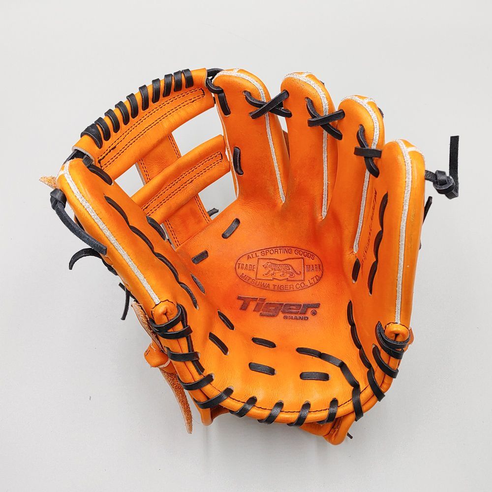 クリーニング済み (高校野球対応)】 ミツワタイガー 硬式グローブ / 内