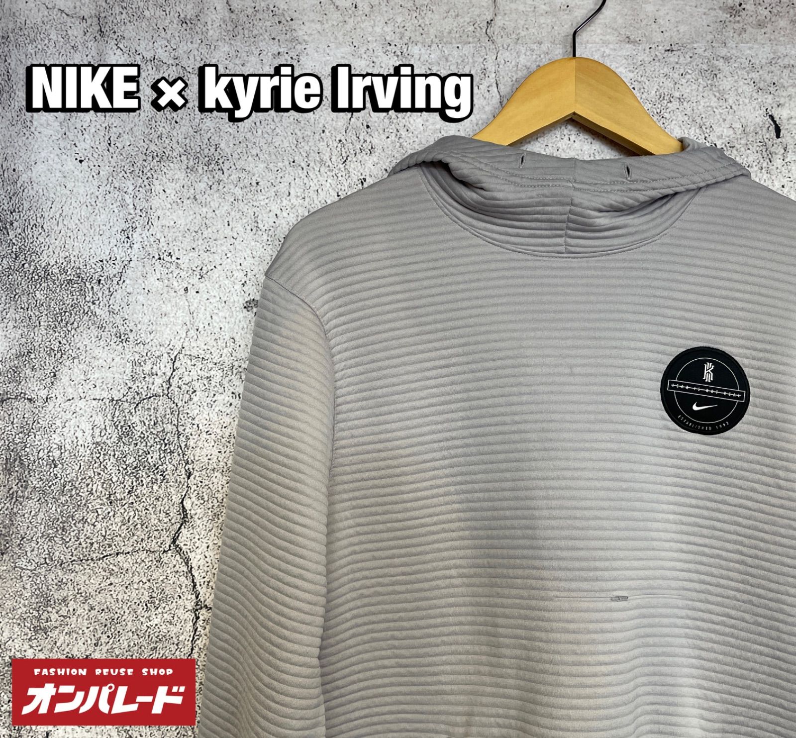 NIKE kyrie lrving ナイキ カイリーアービング カンガルーポケット プルオーバー スウェットパーカー ラウンド型ロゴパッチ ライトグレーベース