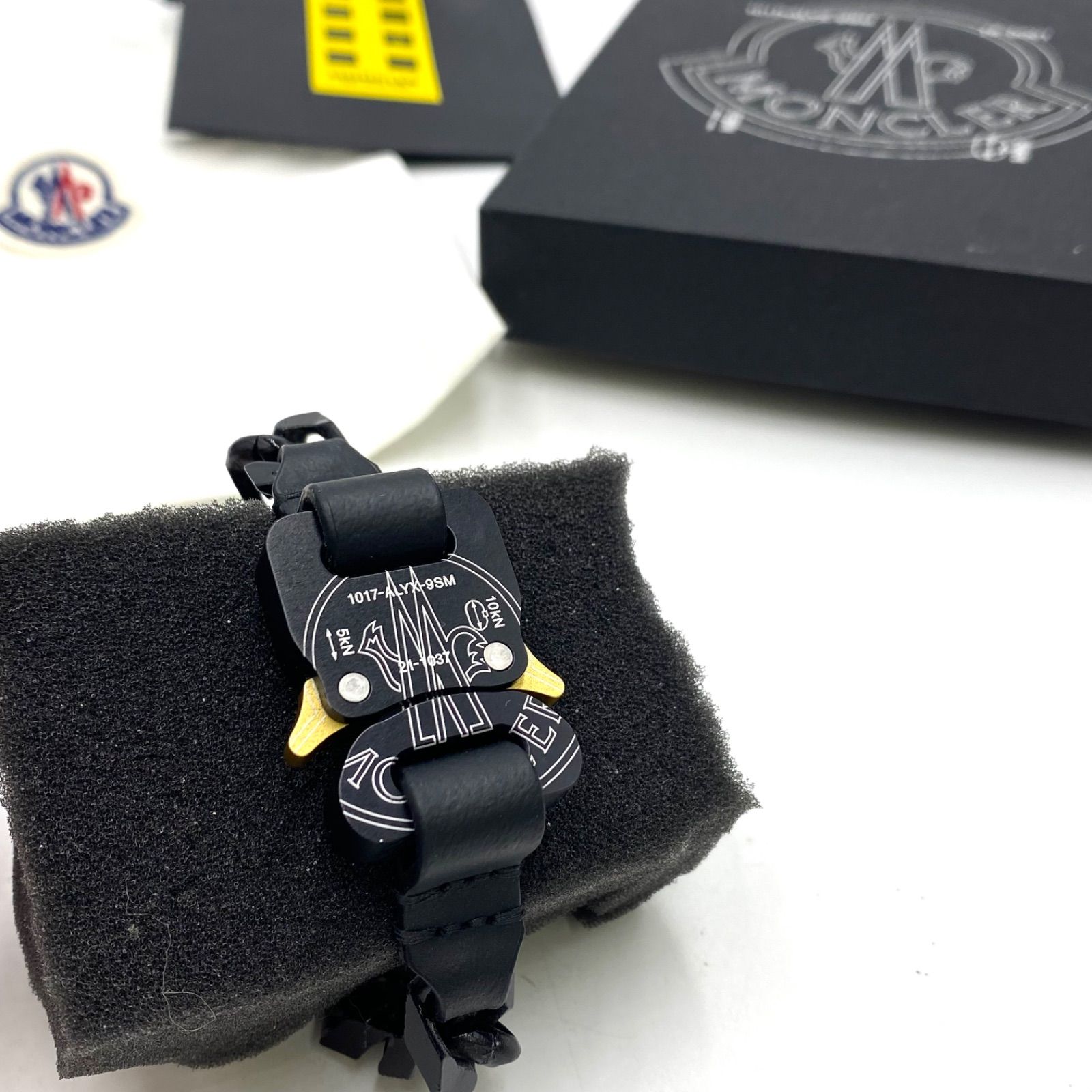 コラボ！ MONCLER モンクレール ALIX アリクス ブレスレット バングル