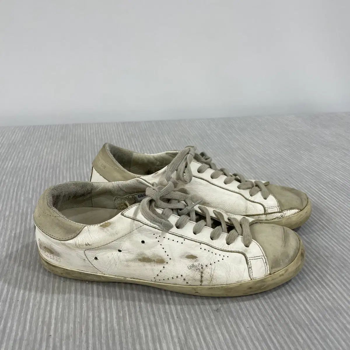 1025) GOLDEN GOOSE ゴールデングース SuperStar スニーカー (39)