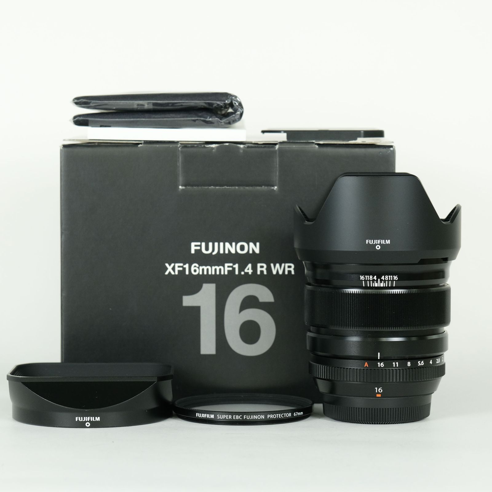 [美品 | 純正メタルフード・フィルター付] FUJIFILM XF16mmF1.4 R WR | FUJIFILM Xマウント