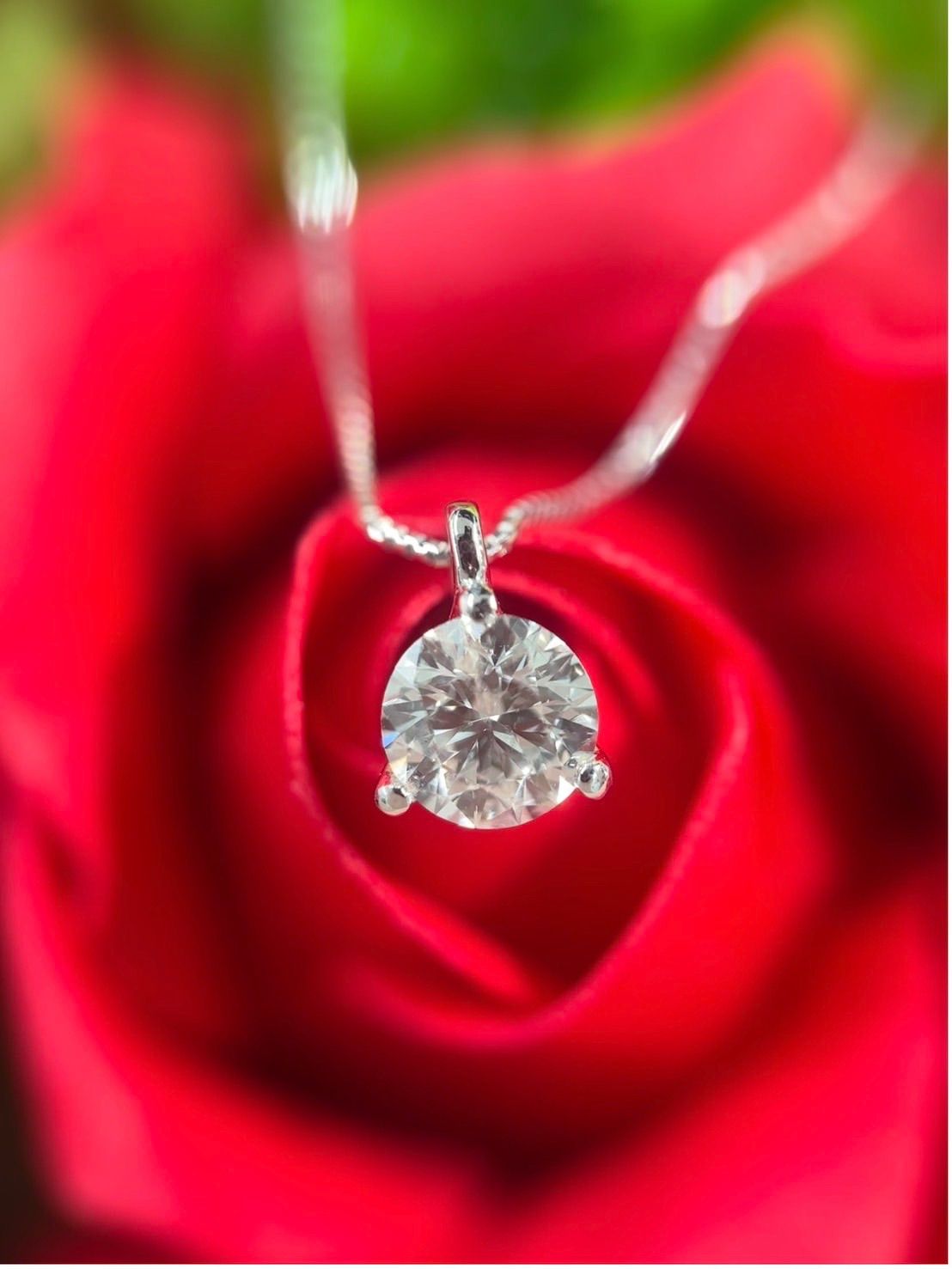 プラチナ天然ダイヤモンド一粒ネックレス　0.575ct