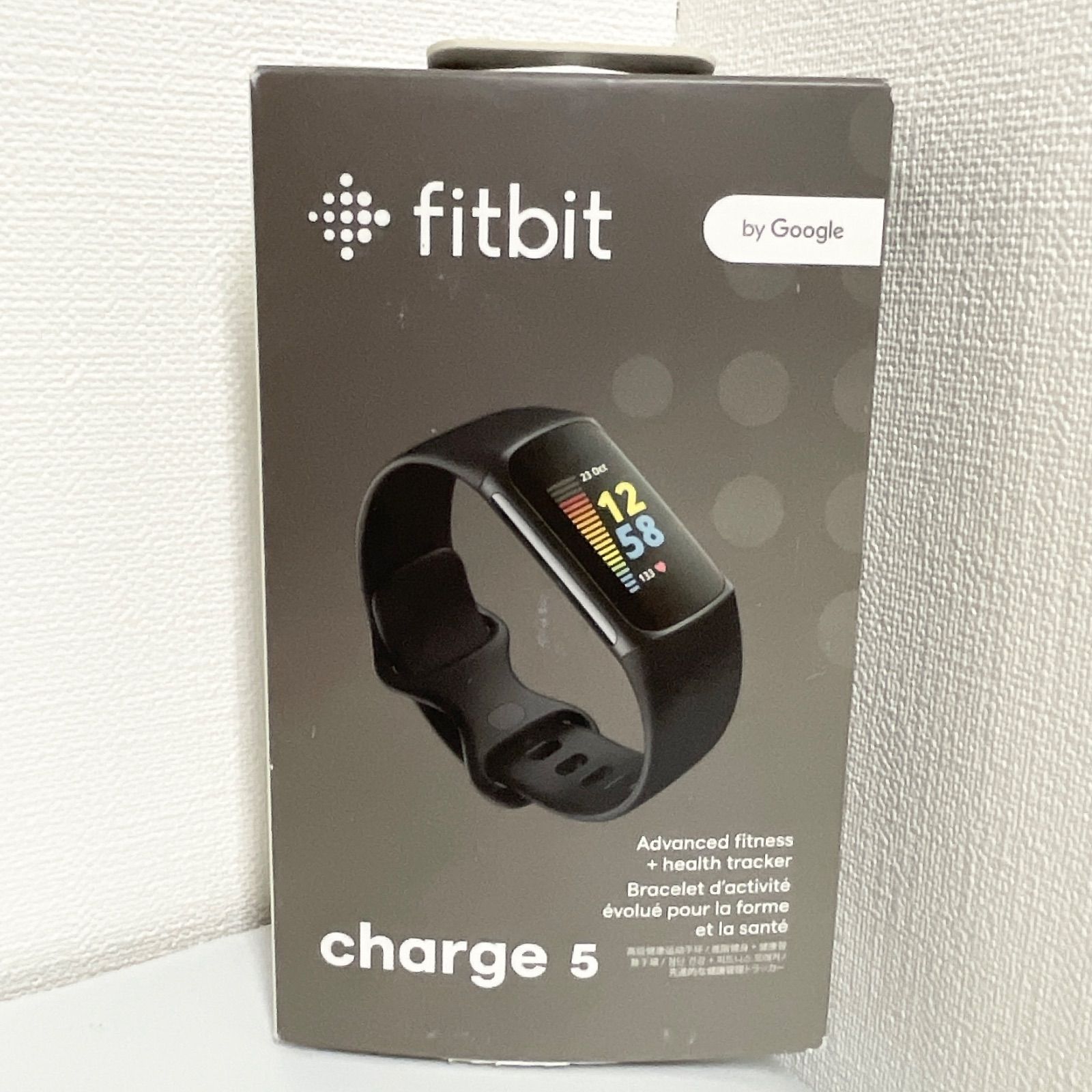 【美品】Fitbit charge5 FB423BKスマートウォッチバンド【Aランク】771