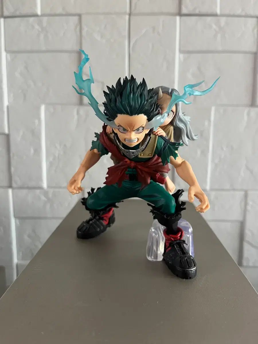僕のヒーローアカデミア 緑谷出久 エリ 一番くじ A賞 フィギュア