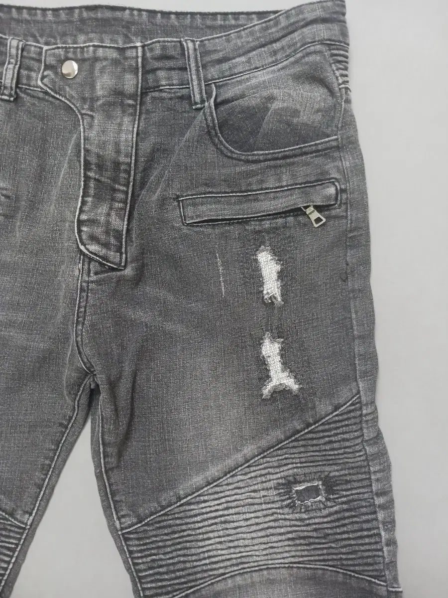 32 BALMAIN バルマン グレー スティッチ 補強 バイカー スリム ジーン
