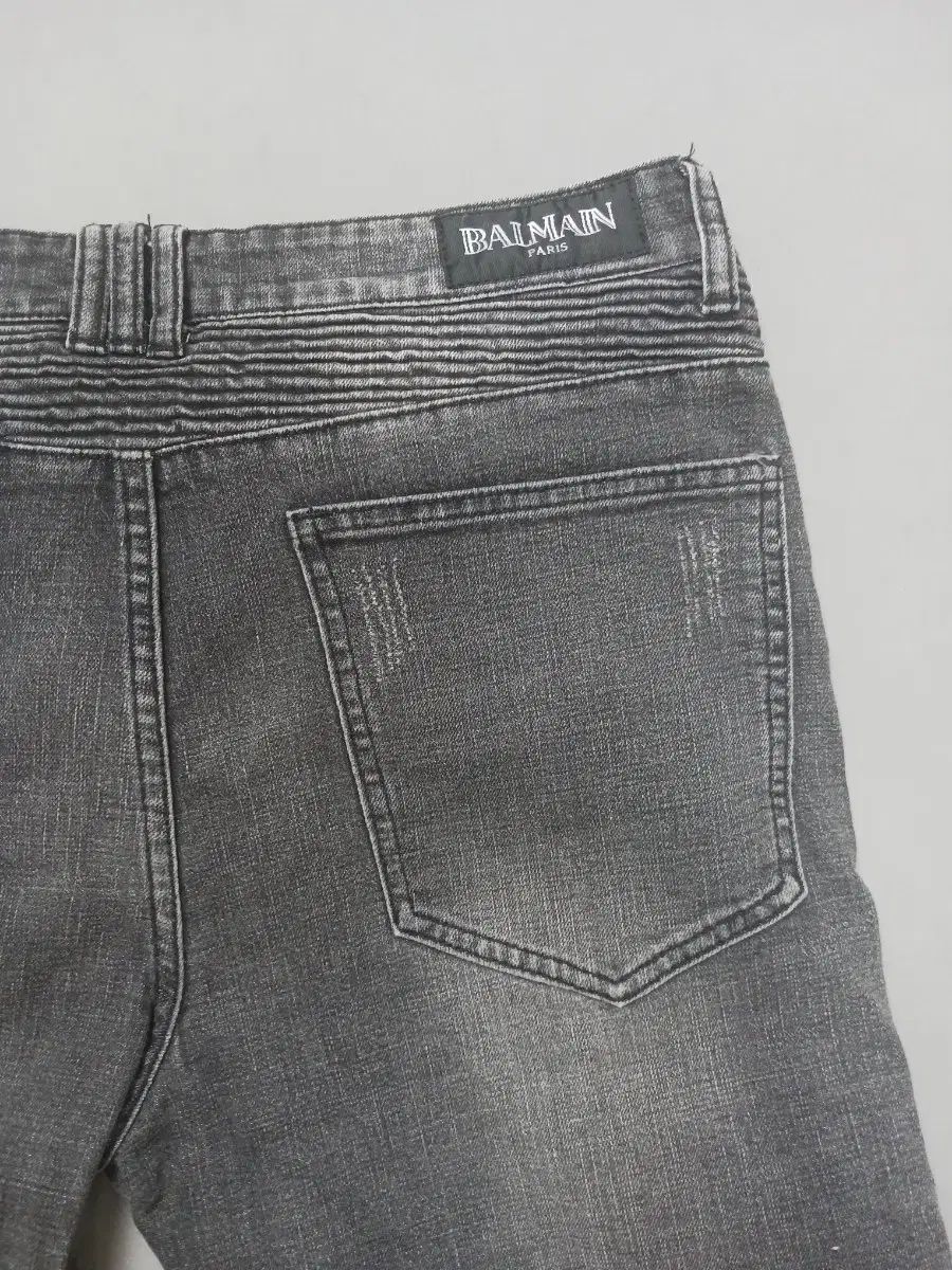 32 BALMAIN バルマン グレー スティッチ 補強 バイカー スリム ジーン